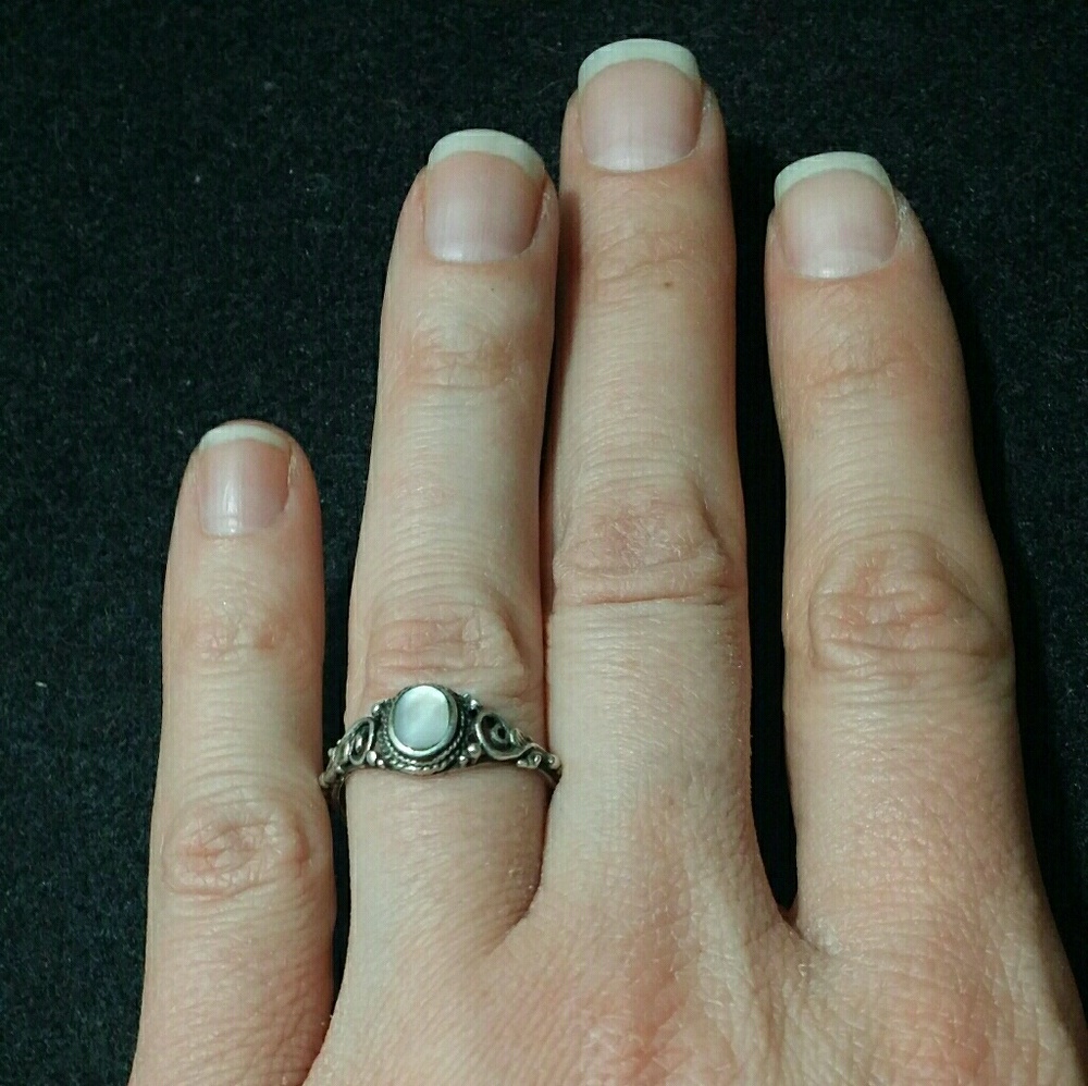 Opal or Mother of Pearl Inset Ring
